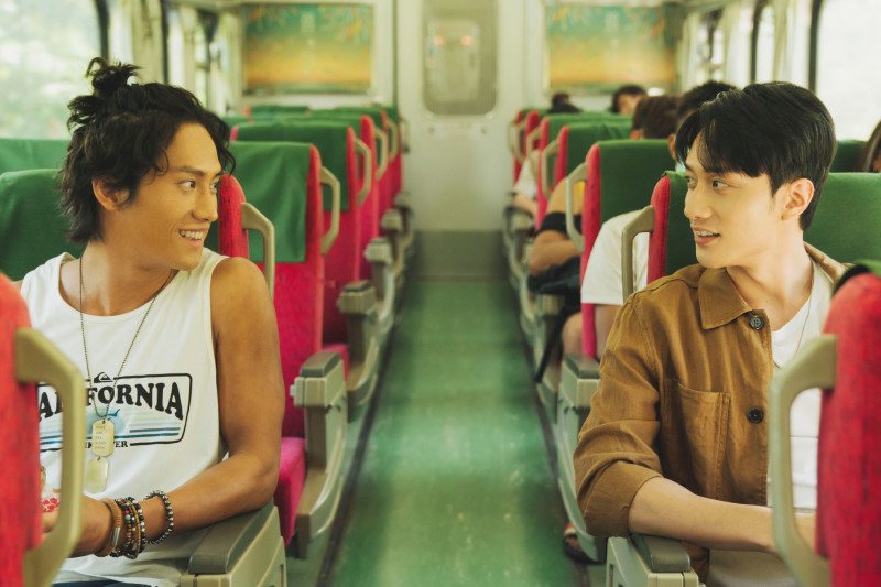 港台男神劉俊謙（右）、范少勳在新片「我在這裡等你」首度共演。圖／抓馬文化提供