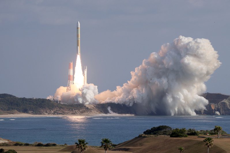日本宇宙航空研究開發機構（JAXA）17日成功發射新型主力火箭H3二號機，火箭已進入目標軌道。歐新社