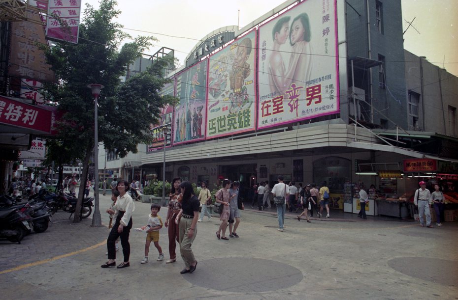 萬國戲院曾是台北市的國片龍頭之一。圖／報系資料照片