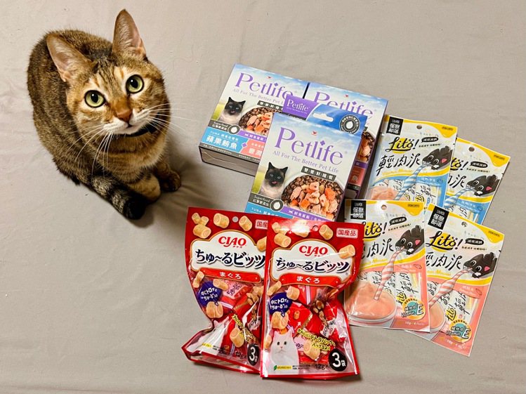 7-ELEVEN「OPEN!PETS寵物生活專區」突破3千店，歡慶2月22日日本貓之日，即日起至3月5日指定貓咪寵食任選可享第2件6折。圖／7-ELEVEN提供