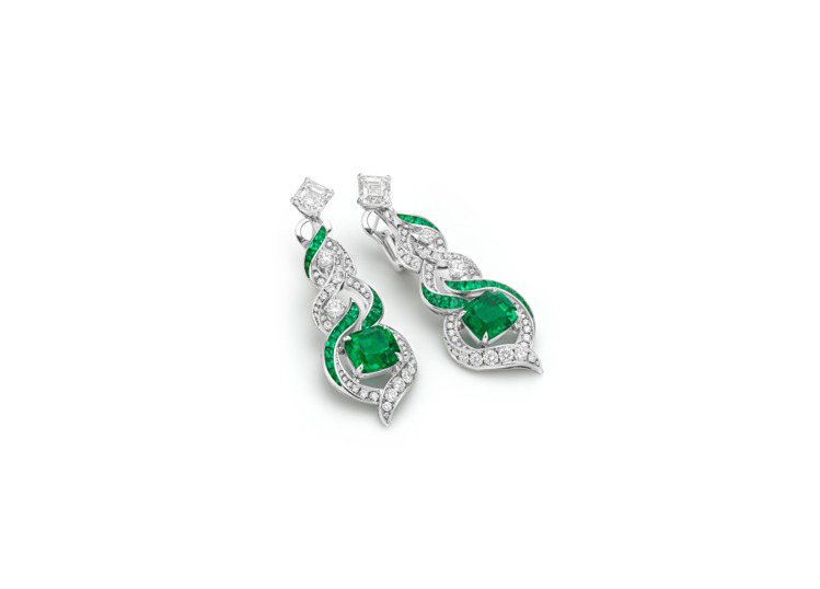 BULGARI頂級祖母綠與鑽石耳環。圖／寶格麗提供