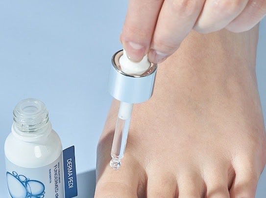「Bandi指甲修護精華液」早晚都可以使用。圖片來源：美甲佳人