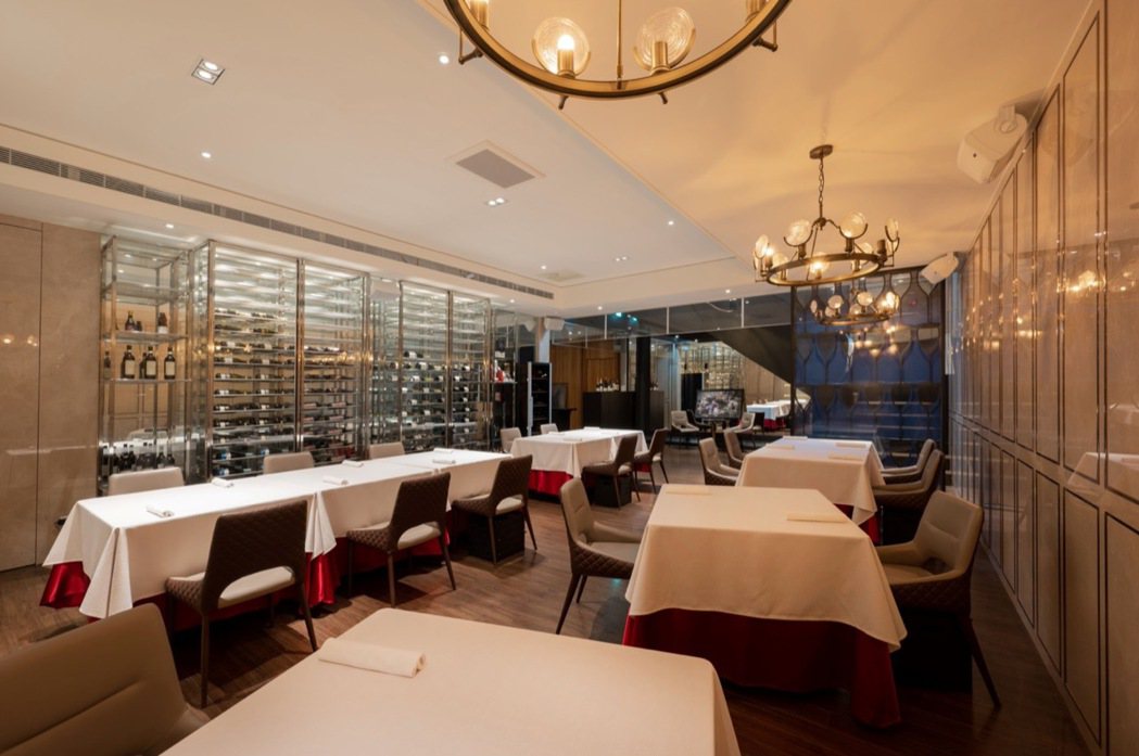 餐廳另一空間設計則沿襲慕舍酒店的歐式經典優雅風格。 圖／慕舍酒店渥達尼斯磨坊提供
