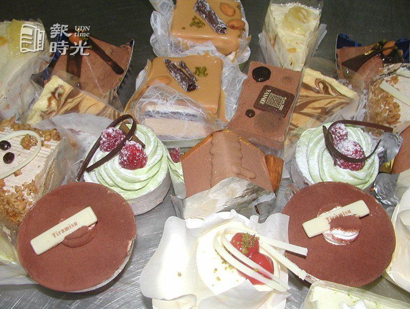 亞尼克烘培的糕點，不僅味道好，造型也很有創意，台北人每天都遠道排隊購買。圖／聯合報系資料照(2003/11/26  楊迪文攝影)
