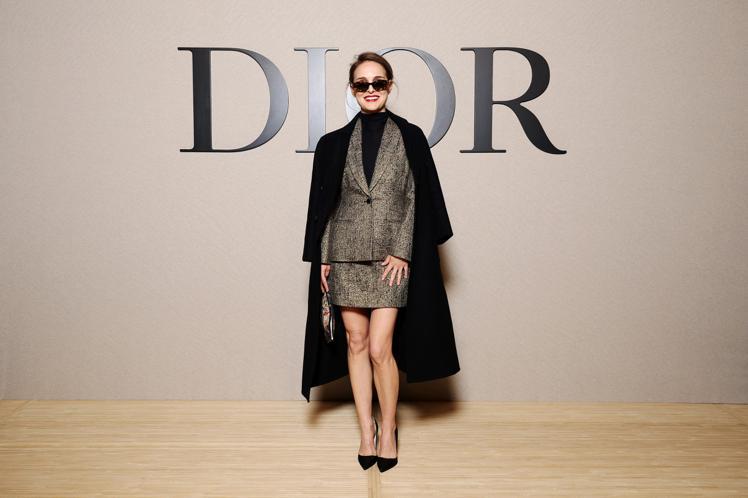 Dior品牌大使娜塔莉波曼出席DIOR 2024 -2025 秋冬女裝系列大秀。圖／Dior提供