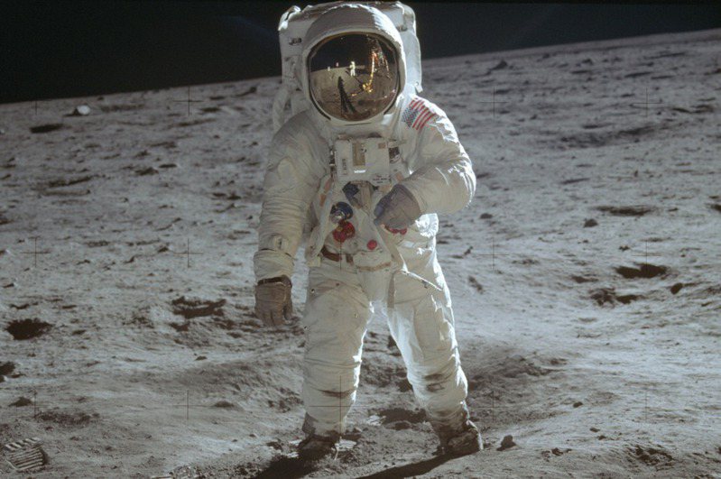 日美政府針對美國主導的月球探測計畫「阿提米絲」，已確定將讓日本兩名太空人登陸月球表面的方針，這將是日本人首度站上月表，目前預想2028年以後實現。
示意圖／美聯社