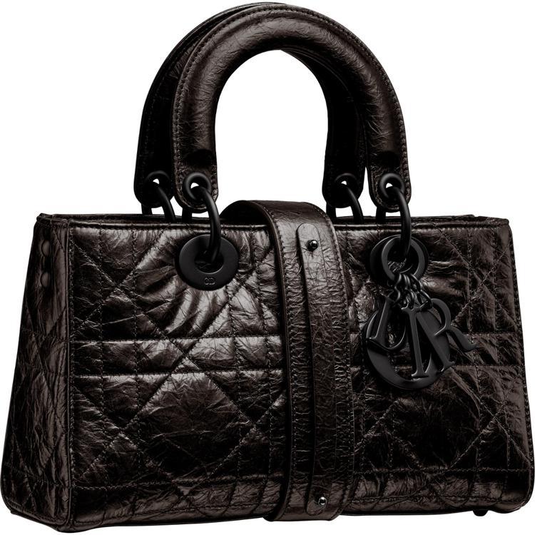 Lady D-Sire黑色籐格裂紋小牛皮小型提包，18萬5,000元。圖／DIOR提供