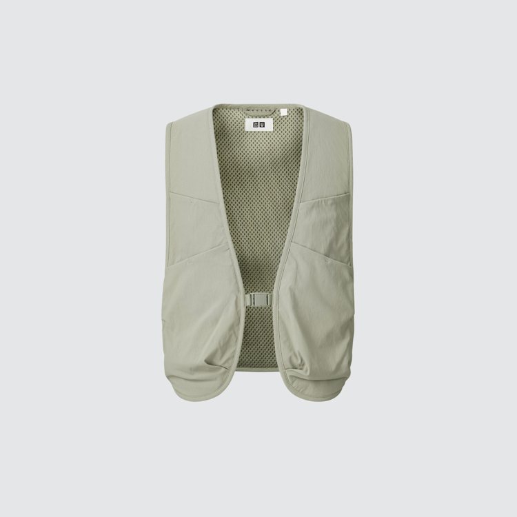 Uniqlo U春夏系列男裝工裝背心，1,290元。圖／UNIQLO提供