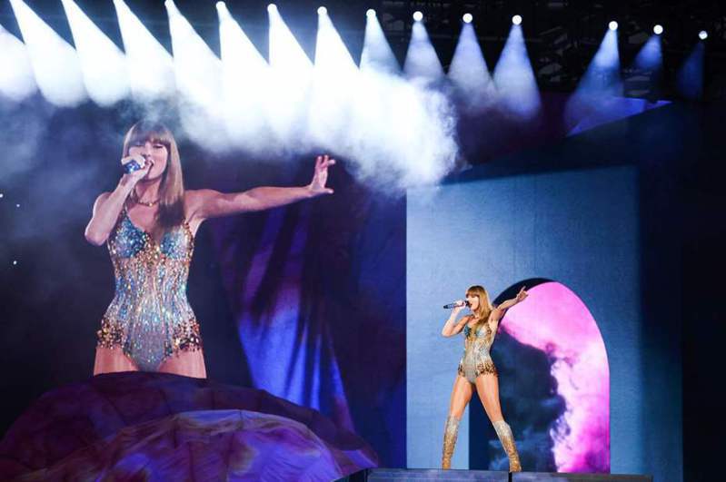 美國天后Taylor Swift在新加坡舉行多場演唱會，卻遭爆出有無票者試圖硬闖入場館。法新社