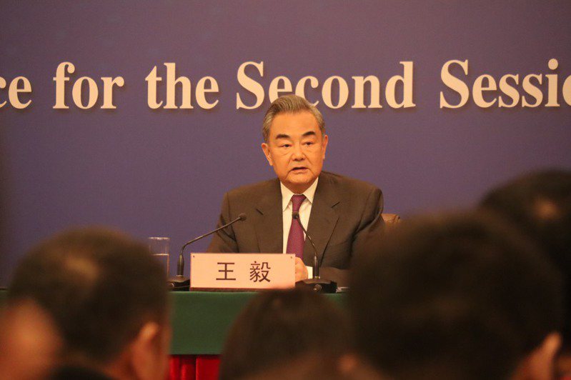 大陸外長王毅7日宣布新的一波免簽政策。（記者廖士鋒／攝影）
