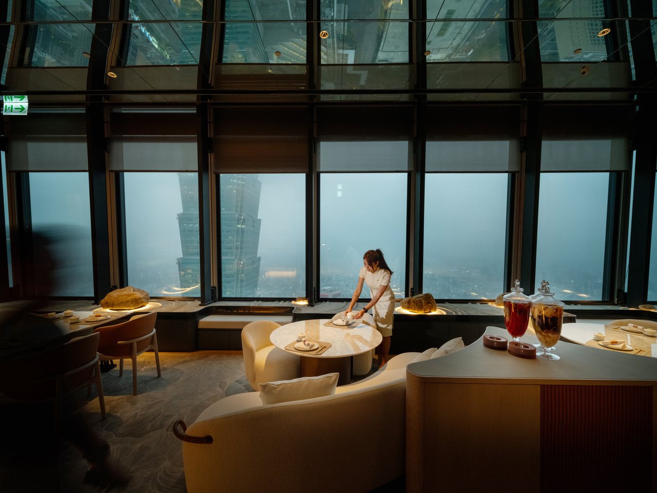 高空餐廳可遠眺台北市美景。川雅提供
