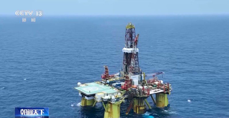 珠江口盆地發現中國首個深水深層油田－開平南油田。  央視新聞