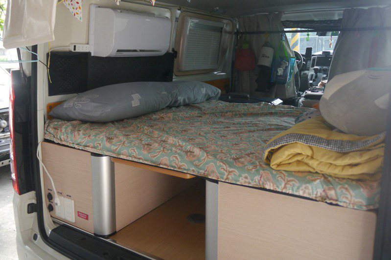 露營風盛行，不少人把車子改裝成可以車宿的空間。圖／聯合報系資料照片