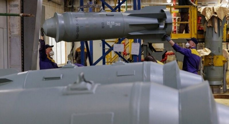 Russia Develops New FAB-1500 Glide Bomb, Posing Threat to Ukrainian Defense