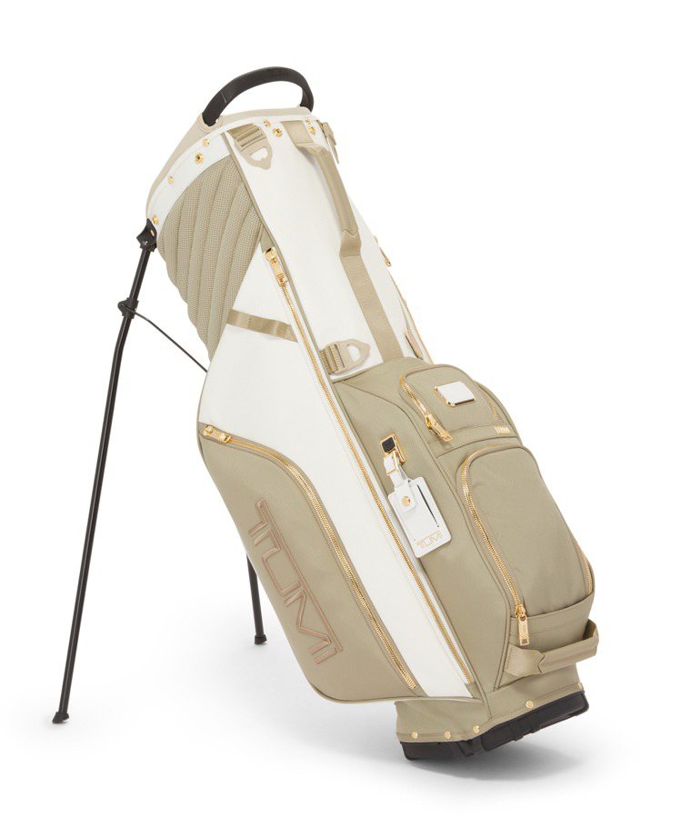 TUMI高爾夫腳架球桿袋，49,800元。圖／TUMI提供