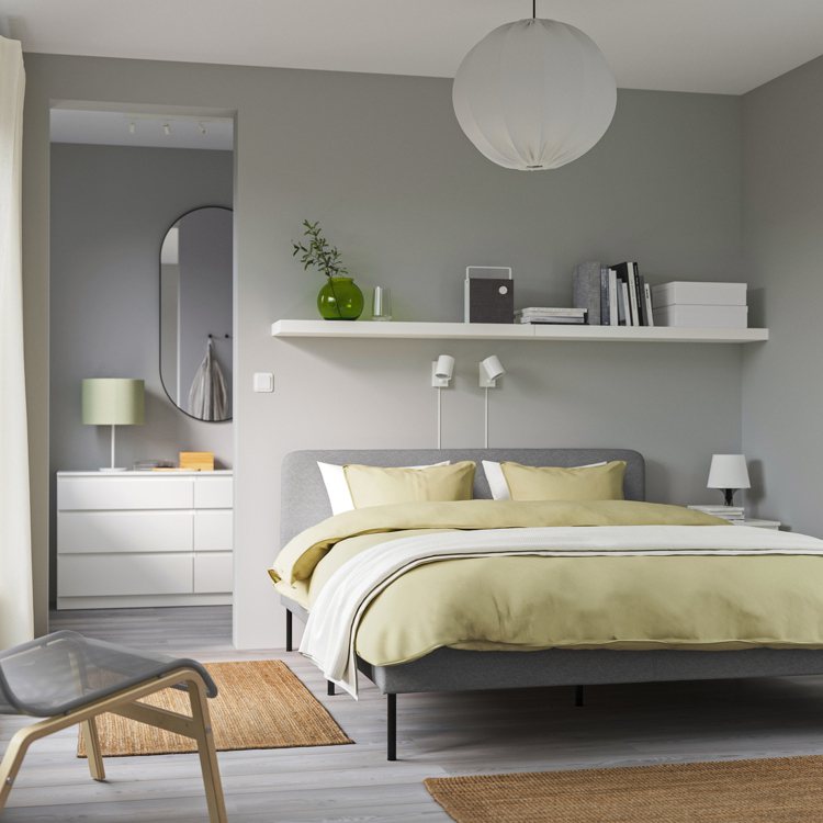 IKEA SLATTUM雙人軟墊式床框／特價3,999元。圖／IKEA提供