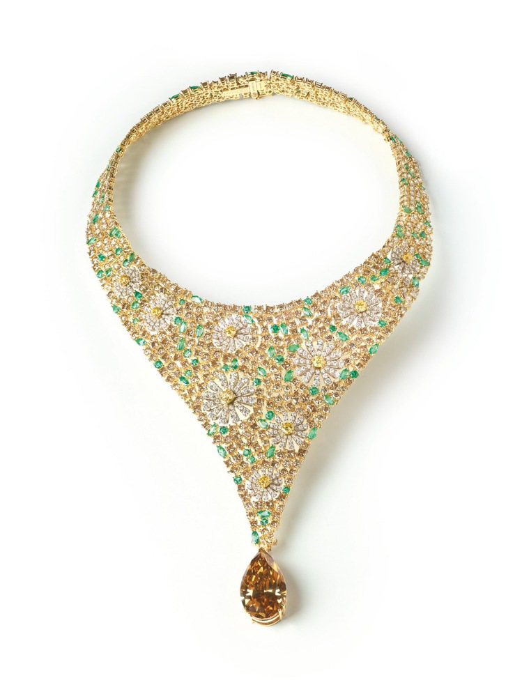 DAMIANI Margherita Desert Garden沙漠花園鑽石雛菊項鍊，約2,850萬元。圖／戴美安妮提供