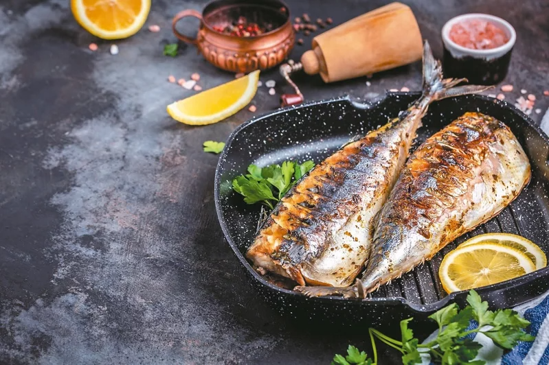 吃魚好處多多，可幫助大腦發育、保護心血管以及有效對抗身體發炎等。 圖／123RF