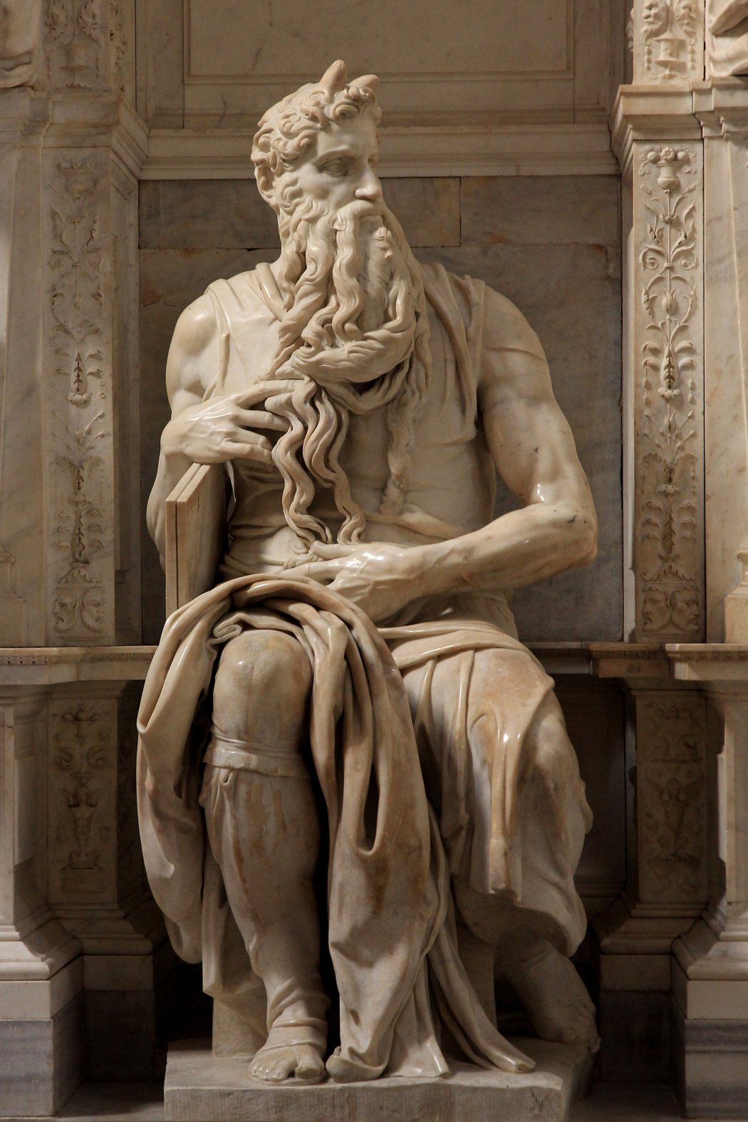 米開朗基羅《摩西像》(Moses)，1513-1515 年。 圖／維基共享