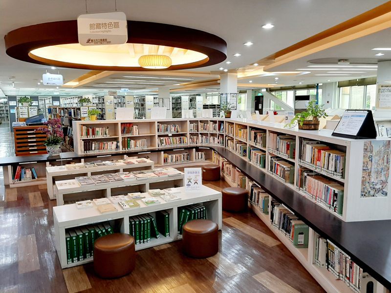 台北市立圖書館提供市民終身學習、獨立判斷、文化發展的環境。圖／台北市立圖書館