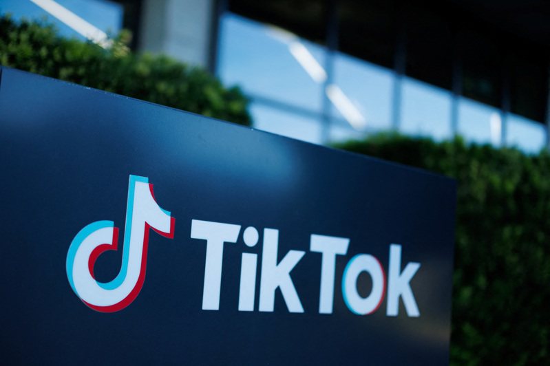 短影音平台TikTok席捲美國年輕世代，讓該平台的中國母公司字節跳動，有望踢下臉書母公司Meta，躍居社群媒體一哥。路透
