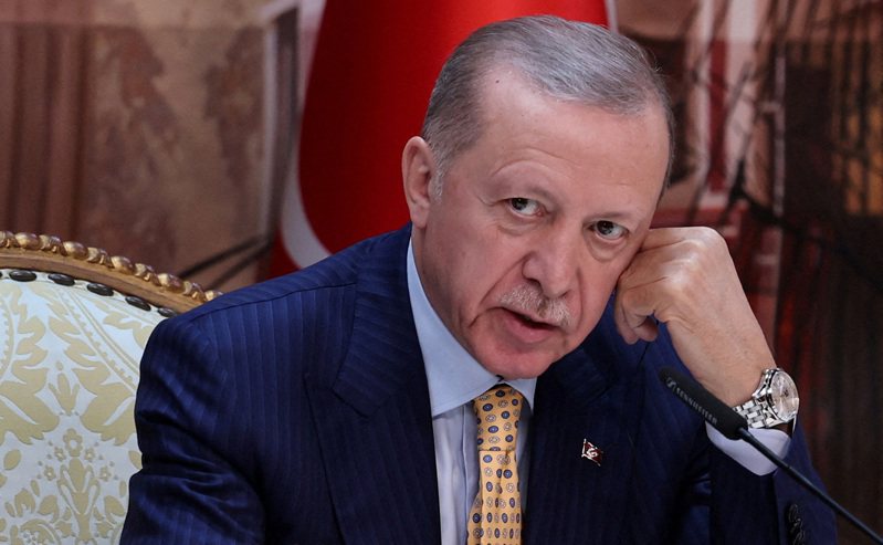 土耳其總統厄多安提到：「我在全力以赴，因為對我來說，這是一場最終對局。根據法律，這將是我的最後一次選舉」。路透