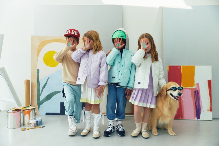 韓國的Bluedog早春新品以「藝術旅程」為主題，推出多款丹寧系列服飾與繽紛單品，讓小朋友們化身藝術家，略帶成熟氣息的風格，吸引消費者關注。圖／Bluedog提供