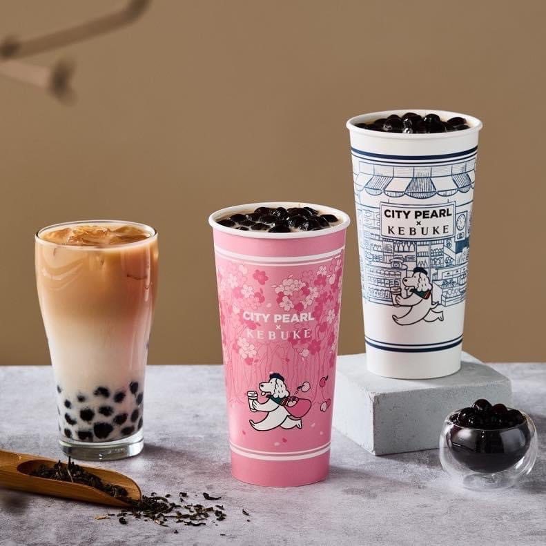 可不可紅茶與7-11的聯名飲「冰胭脂紅茶珍珠歐蕾」，這次推出2種可愛的包裝 圖/7-11 提供