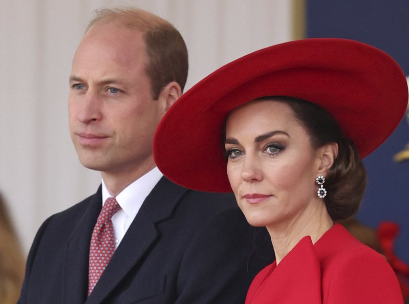 英國王儲夫婦威廉（左）、凱特（右）；攝於去年11月。美聯社