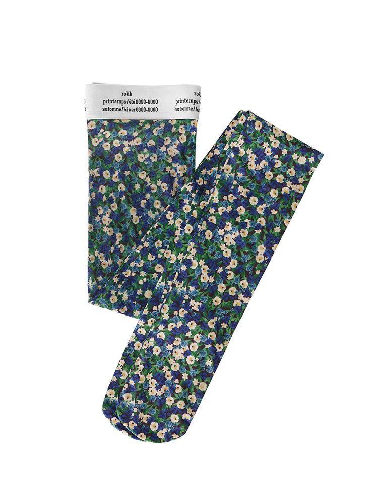 Rokh H&M設計師聯名系列30丹尼花朵圖案褲襪，1,499元。圖／H&M提供