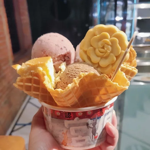 宮原眼科的冰淇淋菜單多達60多種口味。 圖／Google Map