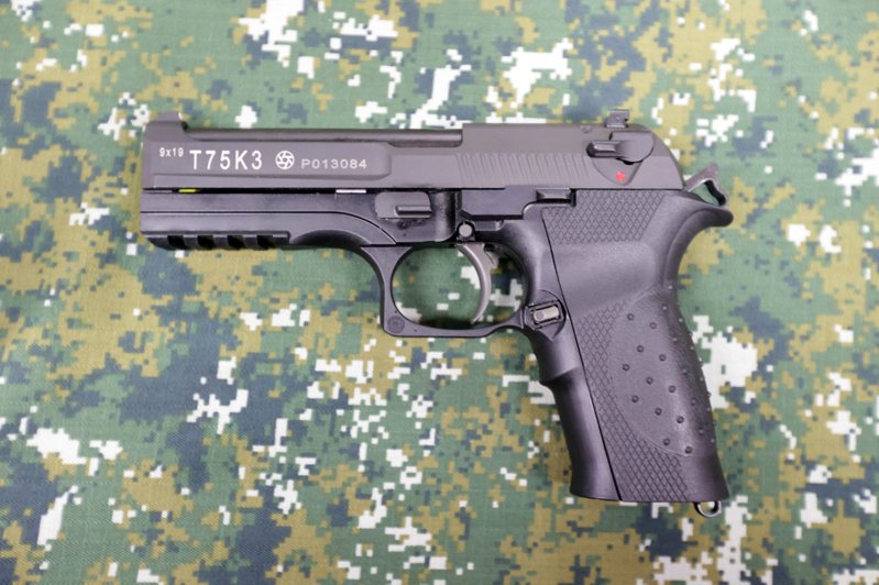 國造T75K3手槍。記者許正宏／攝影