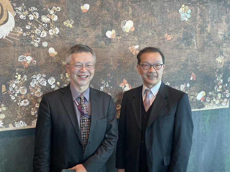 左起為叡揚董事長張培鏞、總經理陳世安。林薏茹／攝影