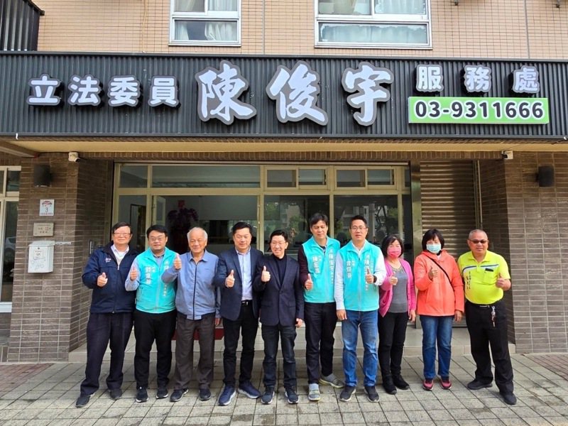 立委陳俊宇今天成立服務處，位於縣議會附近。圖／陳俊宇服務處提供