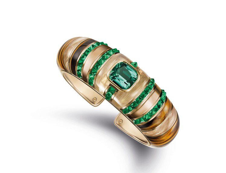 Metaphoria頂級珠寶系列Terrae 18K玫瑰金綠碧璽虎眼石手鐲，訂價約700萬元。圖／PIAGET提供