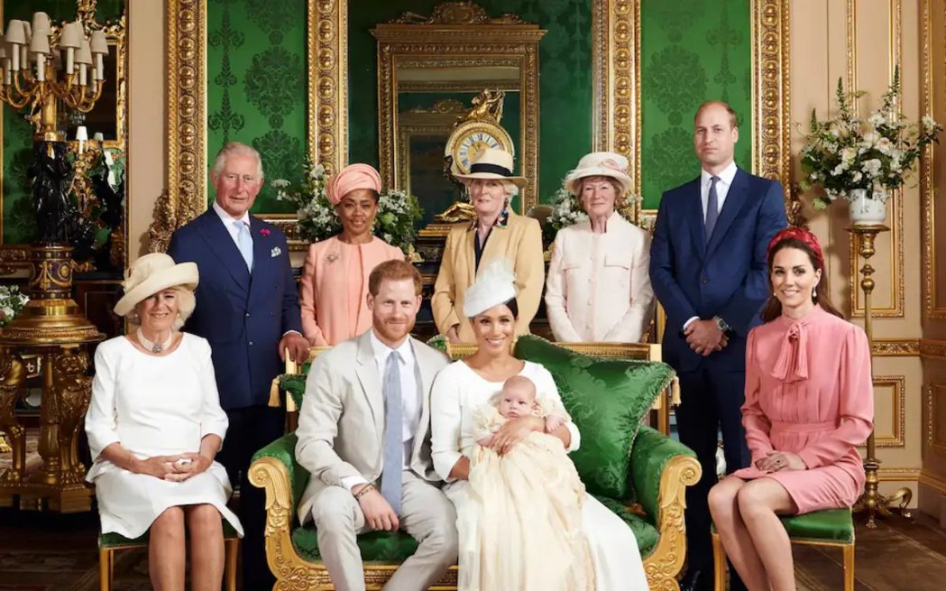 2019年哈利王子與梅根長子——阿奇王子的官方洗禮照片。 圖／美聯社
