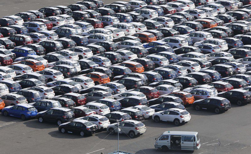日本2月汽車外銷成長20％，支撐了日本整體出口表現。美聯社