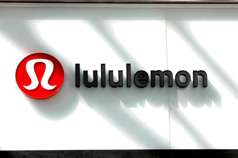 Lululemon上季的北美銷售停滯，本季和全年度展望均遜於市場預期。路透
