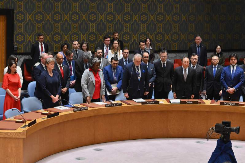 聯合國安理會25日開會時為俄羅斯22日恐攻舉行默哀。法新社