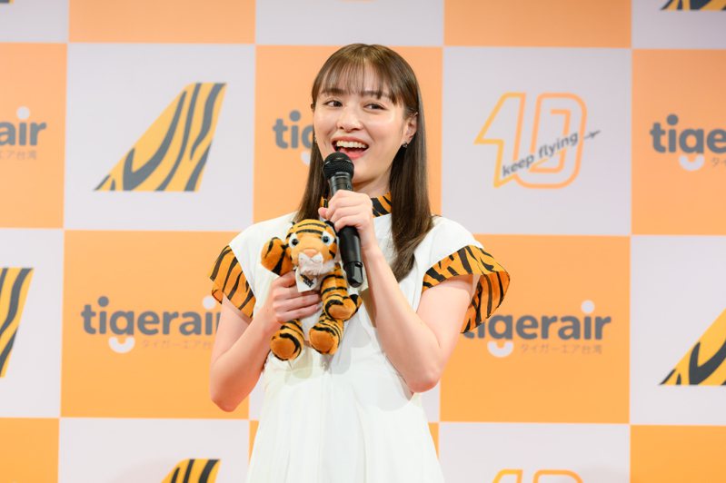 日本人氣女星內田理央擔任台虎日本品牌大使。台灣虎航提供
