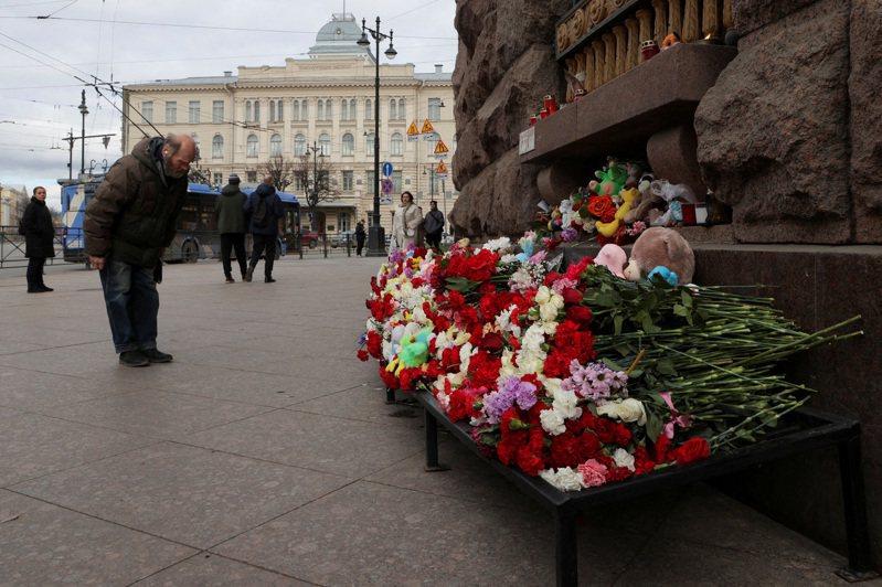 白俄羅斯總統魯卡申柯今天說，22日攻擊莫斯科「番紅花城市大廳」音樂廳的槍手起初試圖逃至白俄，而非如同俄羅斯總統普亭等官員所稱逃向烏克蘭。 路透