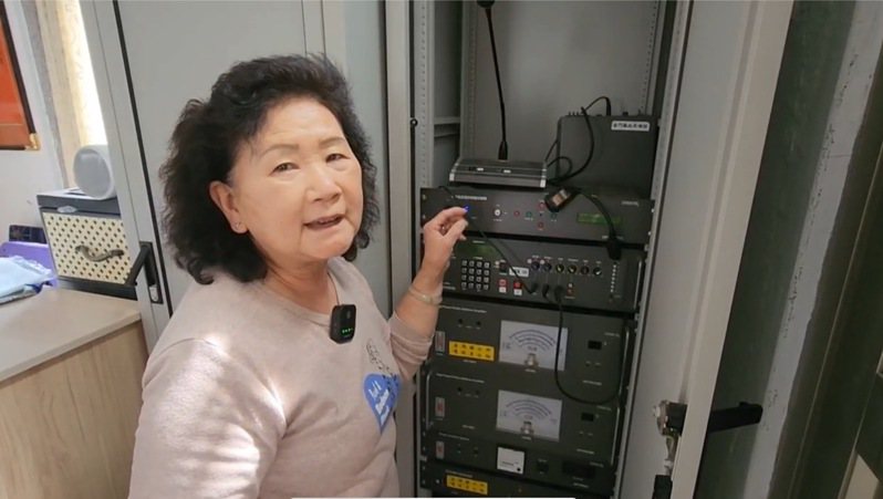 今年68岁的「阿嬷播音员」江春梅因为一段播音影片，意外爆红。记者蔡家蓁／摄影
