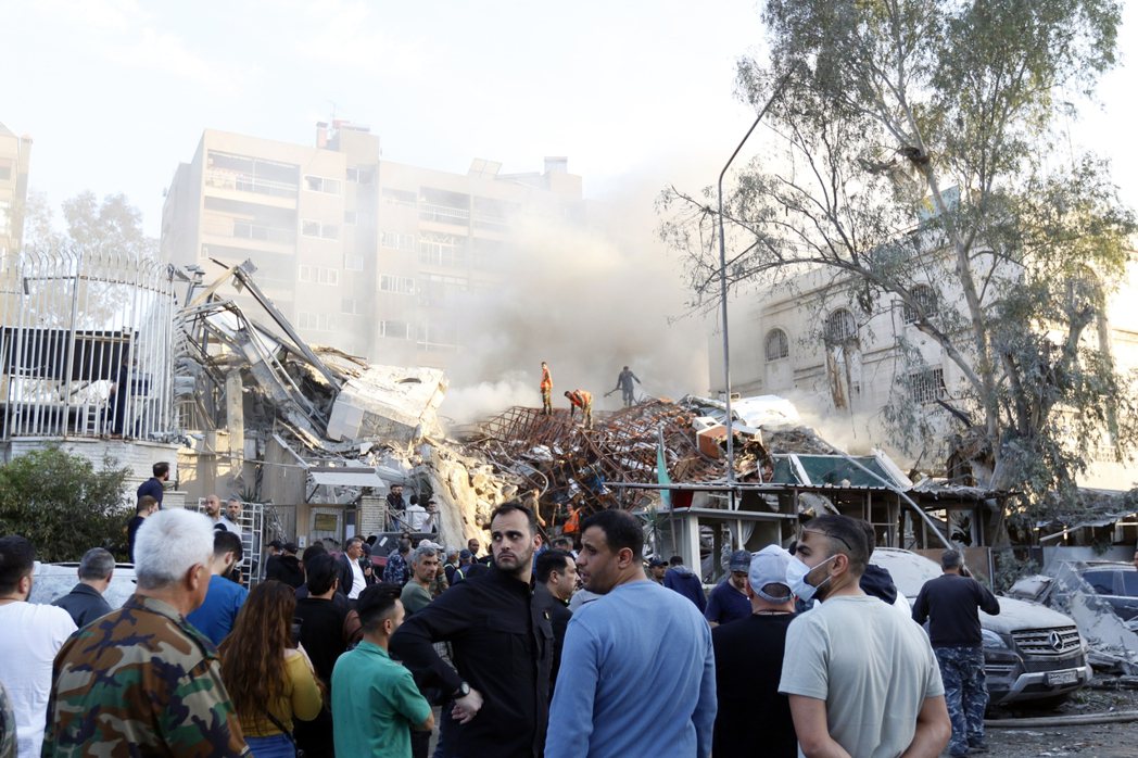 以色列於4月1日空襲伊朗駐敘利亞領事館，至少造成11人死亡，其中包括伊朗革命衛隊...