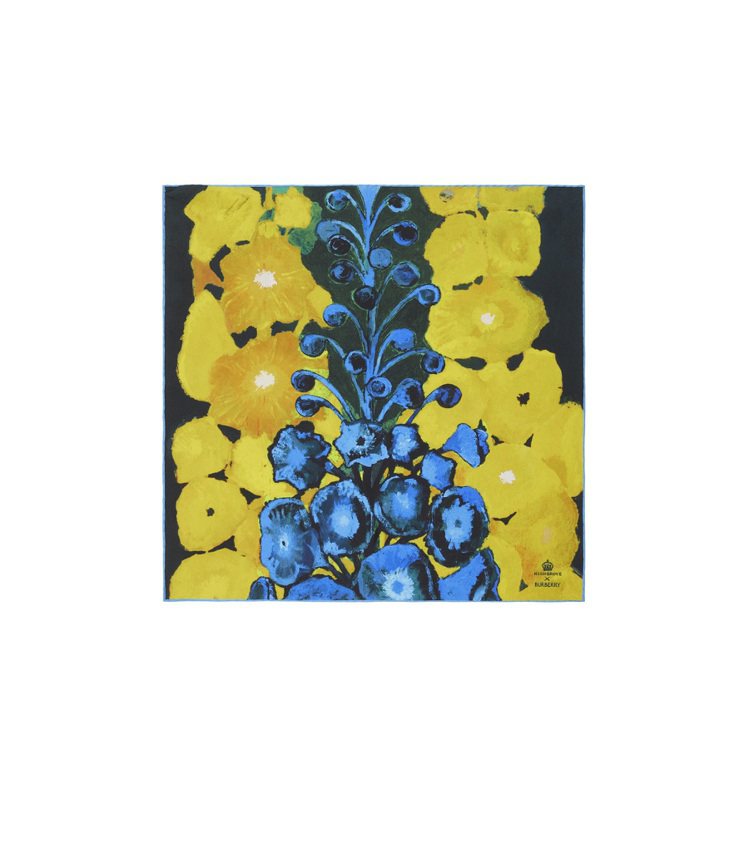 Burberry與海格洛夫聯名系列黃色翠雀印花絲巾，7,900元。圖／Burberry提供