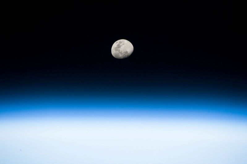 白宮2日指示美國國家航空暨太空總署（NASA）為月球建立統一的時間標準。路透