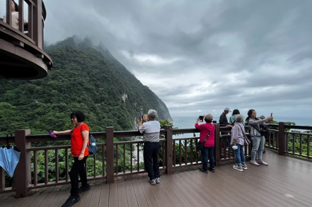 以台灣有限的觀光資源，除追求人數成長外，也應聚焦在質的精進，吸引高檔次的外國旅客，從事功能性的活動。 聯合報系資料照