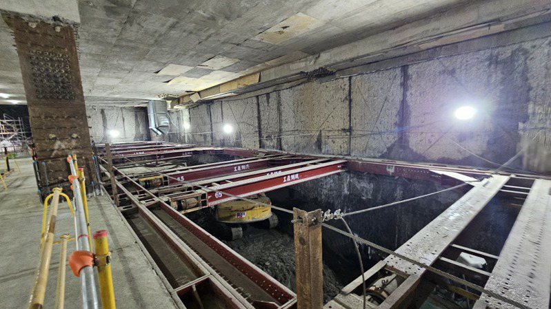 捷运绿线G07站已经开挖至地下三层。记者郑国梁／摄影