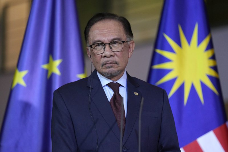首相安華（Anwar Ibrahim）自2022年底就任首相以來也曾赴中國、德國等多國訪問並招商引資，中國更是其中的重點國家。美聯社