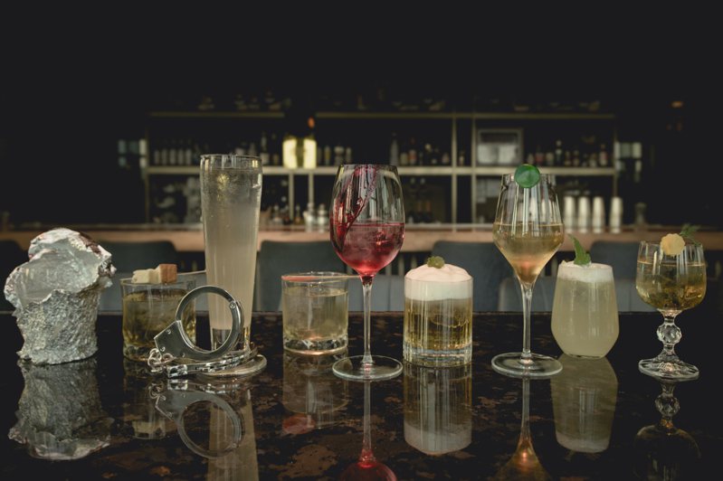 「Bar Takeover by福禄寿」活动中，将由3位客座调酒师与CÉ LA VI Taipei首席调酒师陈庭璇联手，带来多款特色调酒与经典调酒。