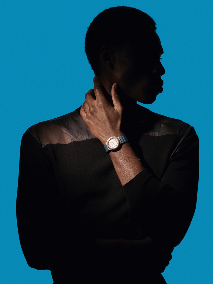 愛馬仕推出全新Hermès Cut腕表，讚頌簡約造型。圖／愛馬仕提供